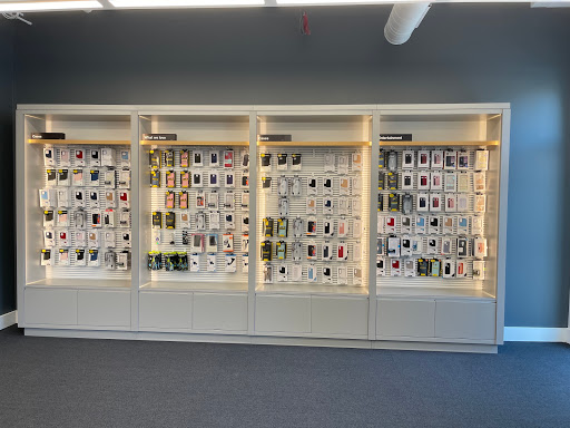 Cell Phone Store «Verizon», reviews and photos, 36 E Hinsdale Ave, Hinsdale, IL 60521, USA