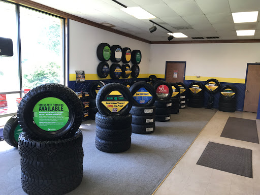 Auto Repair Shop «Monro Muffler Brake & Service», reviews and photos, 3051 PA-940, Mt Pocono, PA 18344, USA