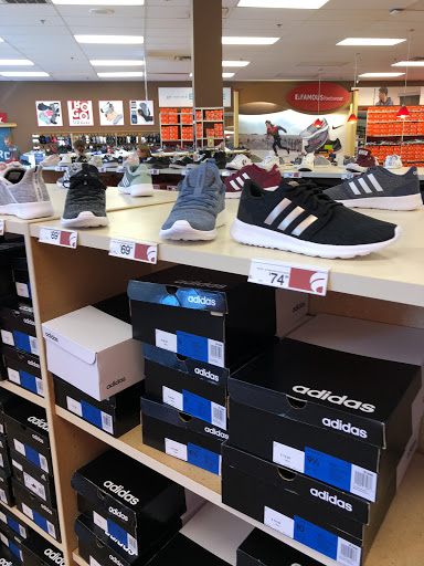 Shoe Store «Famous Footwear», reviews and photos, 975 I-30 Frontage Rd, Rockwall, TX 75087, USA