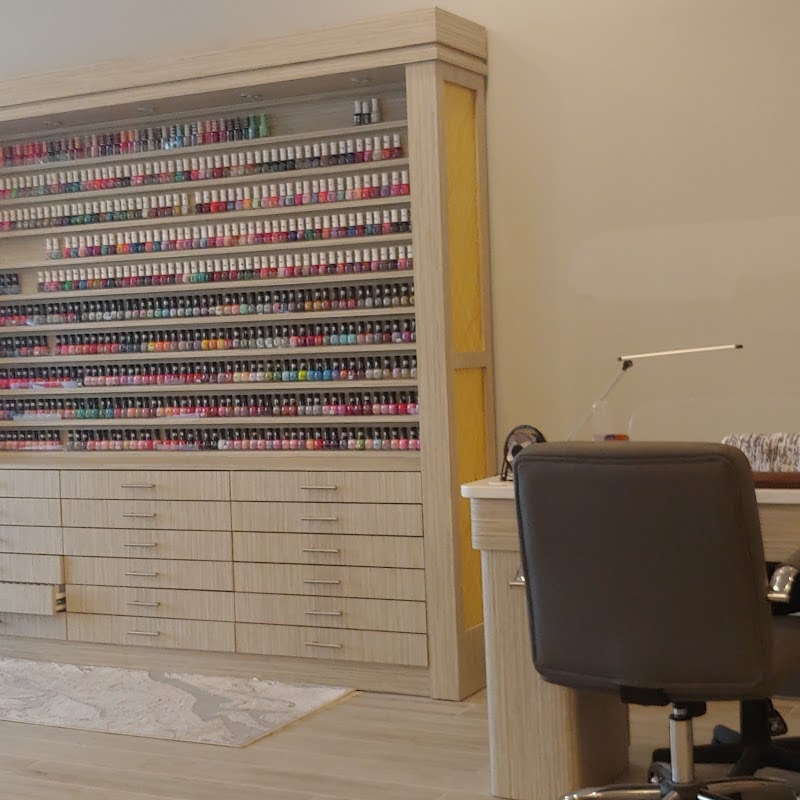 Luxury Nail Spa