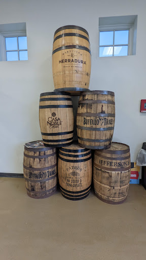 State Liquor Store «NH Liquor & Wine Outlet», reviews and photos, 500 Woodbury Ave, Portsmouth, NH 03801, USA