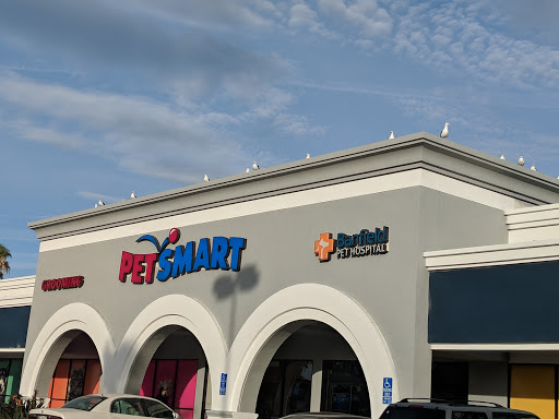 Pet Supply Store «PetSmart», reviews and photos, 2141 N Rose Ave, Oxnard, CA 93036, USA