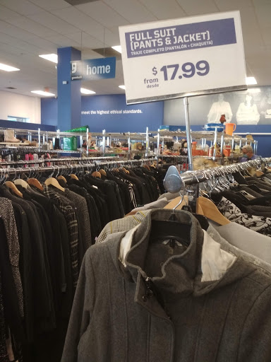 Thrift Store «Goodwill Industries Store & Donation Center», reviews and photos, 30 Broadway, Elmwood Park, NJ 07407, USA