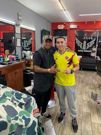 Barber Shop «Bladez Barber Shop», reviews and photos, 6825 Pembroke Rd, Pembroke Pines, FL 33023, USA