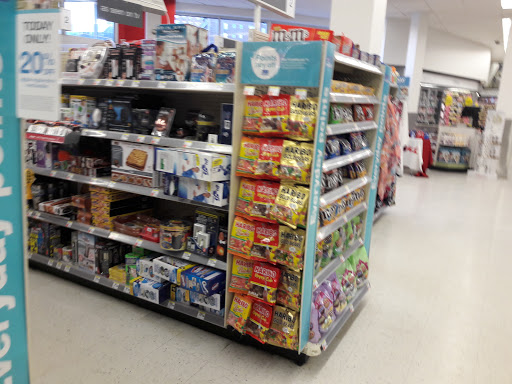 Drug Store «Walgreens», reviews and photos, 10425 Queens Blvd, Forest Hills, NY 11375, USA