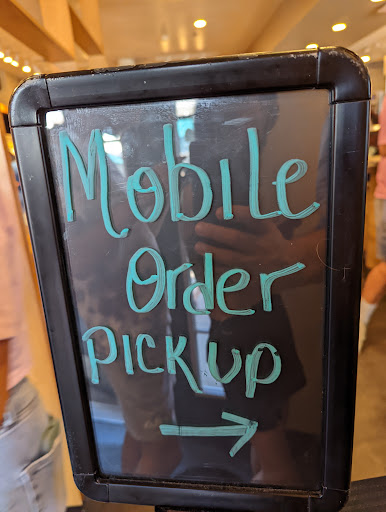 Coffee Shop «Starbucks», reviews and photos, 400 Evergreen Ct, Central Valley, NY 10917, USA