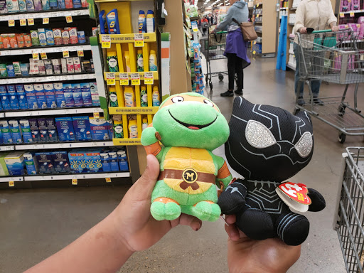 Shopping Mall «Gateway Shopping Center», reviews and photos, 9924 NE Halsey St, Portland, OR 97220, USA