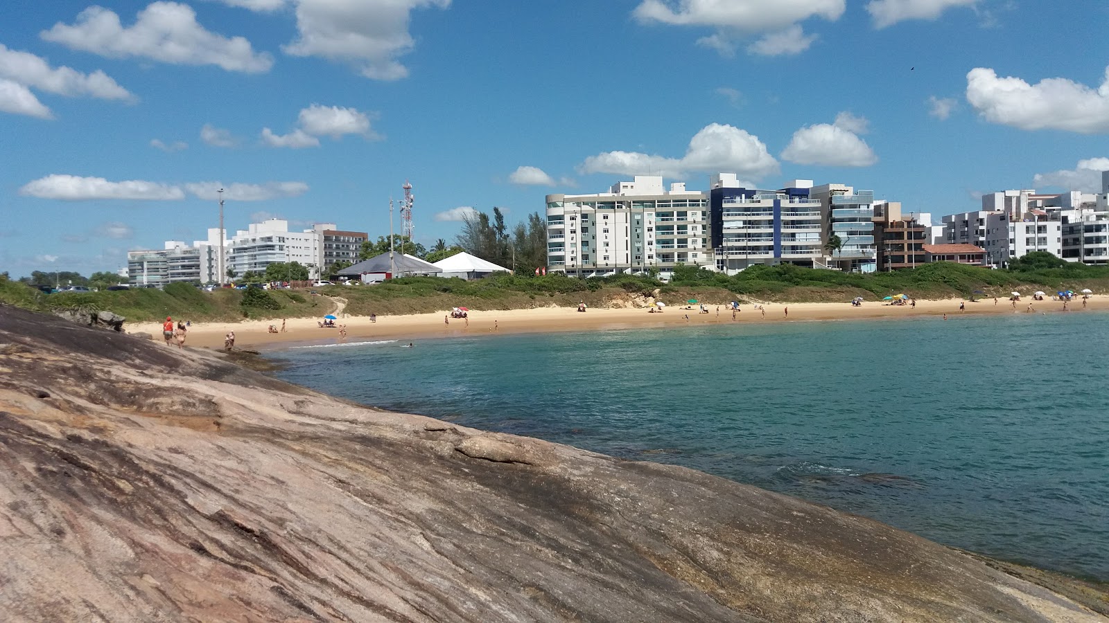 Foto von Peracanga Strand annehmlichkeitenbereich