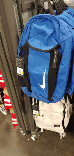Clothing Store «Nike Factory Store», reviews and photos, 2700 Potomac Mills Cir #511, Woodbridge, VA 22192, USA