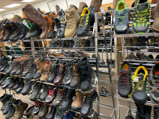 Shoe Store «Haney Shoes», reviews and photos, 6060 Maple St, Omaha, NE 68104, USA