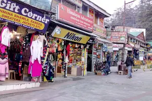 Manali Bazaar image