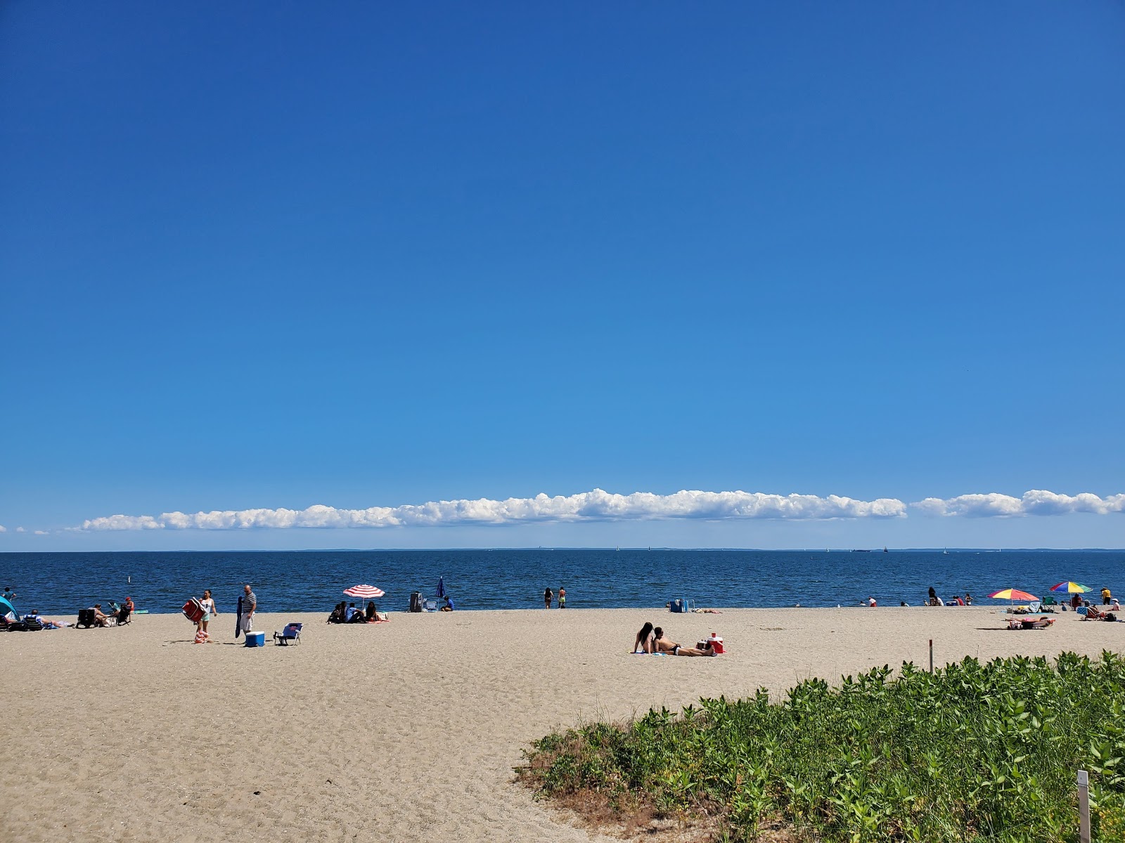 Sherwood Beach (Westport, Connecticut) on the map with photos and