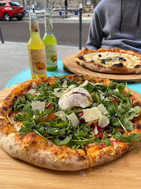 Plats et boissons du Pizzas à emporter Hermosa Pizza | Pizza à emporter Lyon - n°7