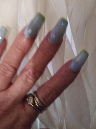 Nail Salon «Finest Nail & Tanning Salon», reviews and photos, 868 US-129 #11, Cleveland, GA 30528, USA