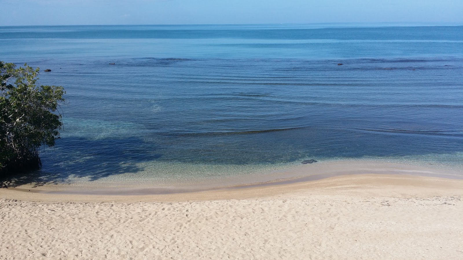 Photo de Playa Tres Tubos avec un niveau de propreté de très propre