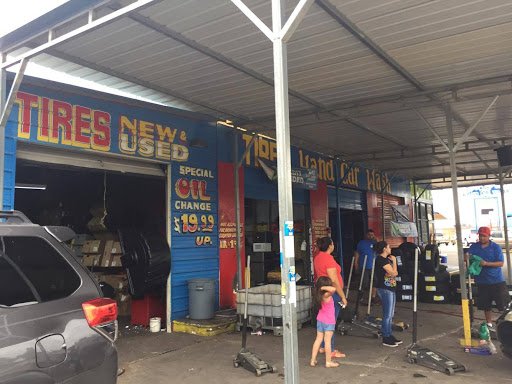 Car Wash «D Town Tires & Carwash», reviews and photos, 1504 S Westmoreland Rd, Dallas, TX 75211, USA