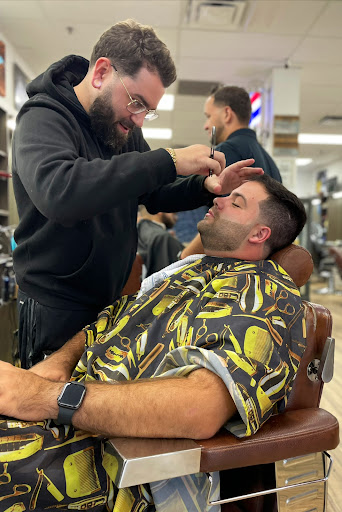 Barber Shop «Ben & Johnny’s Barbershop», reviews and photos, 183 NW 136th Ave, Sunrise, FL 33325, USA