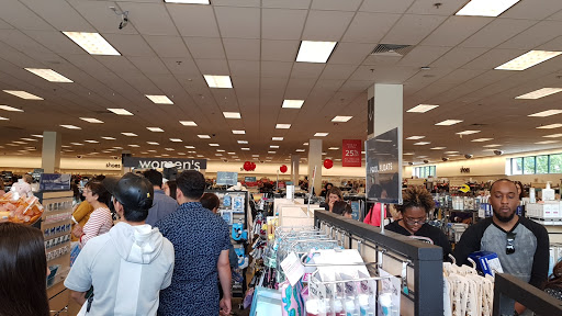 Department Store «Nordstrom Rack», reviews and photos, 17200 Southcenter Pkwy, Tukwila, WA 98188, USA