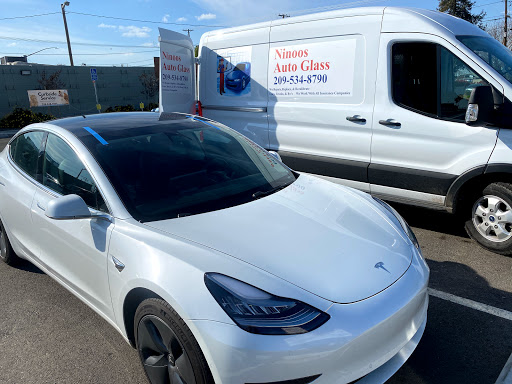 Ninoos Auto Glass image