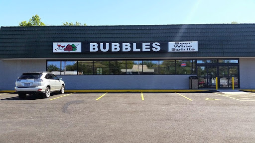 Bubbles Wine & Spirits, 7411 N Oak Trafficway, Kansas City, MO 64118, USA, 