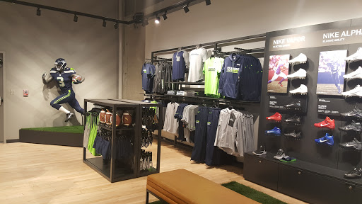 Sporting Goods Store «Nike Seattle», reviews and photos, 1500 6th Ave, Seattle, WA 98101, USA