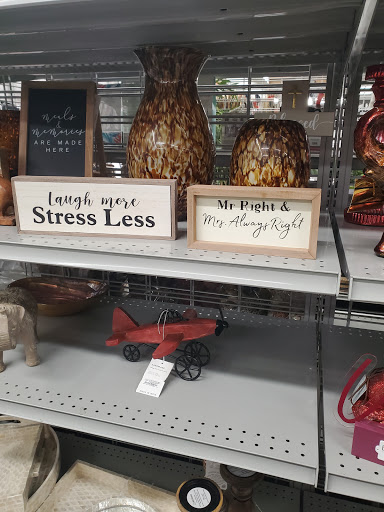 Clothing Store «Burlington Coat Factory», reviews and photos, 1965 N Pebble Creek Pkwy, Goodyear, AZ 85395, USA