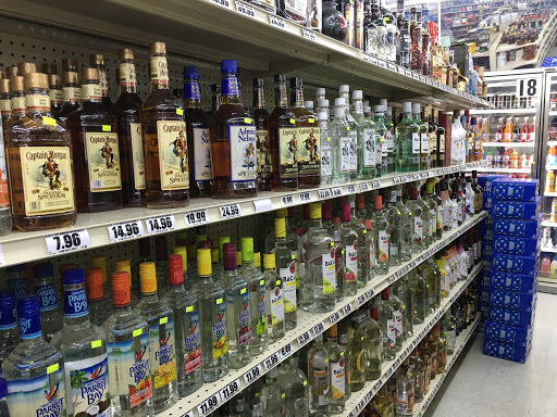 Liquor Store «Walton Liquor Store», reviews and photos, 4120 W Walton Blvd, Waterford Twp, MI 48329, USA