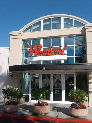 Shopping Mall «Westfield Southgate», reviews and photos, 3501 S Tamiami Trail, Sarasota, FL 34239, USA