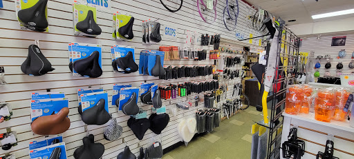 Bicycle Store «Lees Bicycle Shop», reviews and photos, 1101 US-1, Hollywood, FL 33020, USA