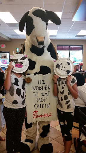 Fast Food Restaurant «Chick-fil-A», reviews and photos, 4895 Candlewood St, Lakewood, CA 90712, USA