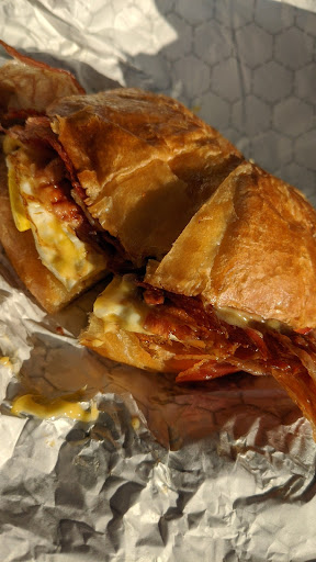 Donut Shop «Jupiter Donut Factory», reviews and photos, 141 Center St, Jupiter, FL 33458, USA