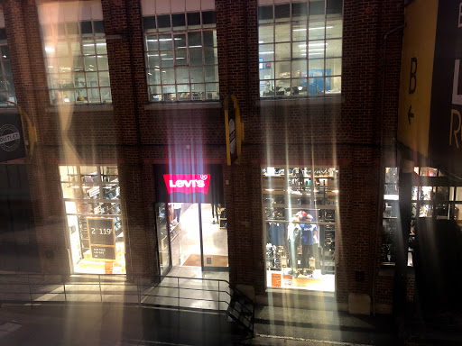 Levi's® Factory Outlet Roubaix CC L'Usine