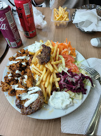 Plats et boissons du Kebab One Minute à Lyon - n°3