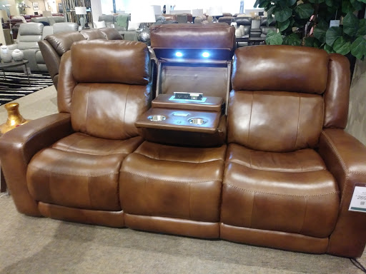 Furniture Store «Havertys Furniture», reviews and photos, 610 Haywood Rd, Greenville, SC 29607, USA