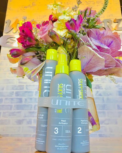 Hair Salon «Urban Colorz Salon», reviews and photos, 13043 SE 84th Ave, Clackamas, OR 97015, USA