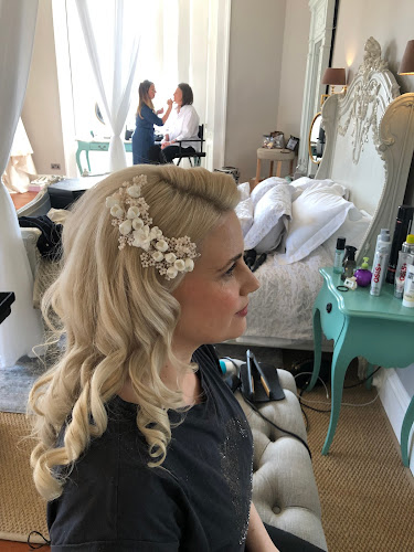 Reviews of Lauren McRae Professional Wedding Hair in York - Event Planner