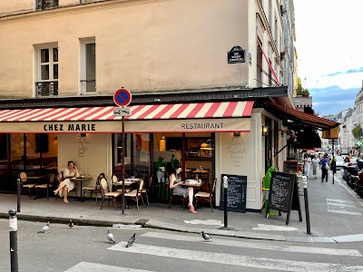 Chez Marie à Paris
