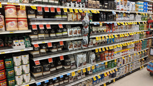 Shopping Mall «Crystal Springs Shopping Village», reviews and photos, 100 De Anza Blvd, San Mateo, CA 94402, USA