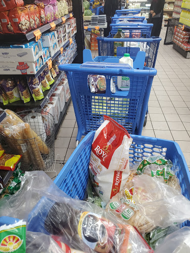 Produce Market «Papaya Fruit Market», reviews and photos, 14615 Warren Ave, Dearborn, MI 48126, USA