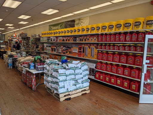 Home Improvement Store «Carr Hardware», reviews and photos, 320 W Main St, Avon, CT 06001, USA