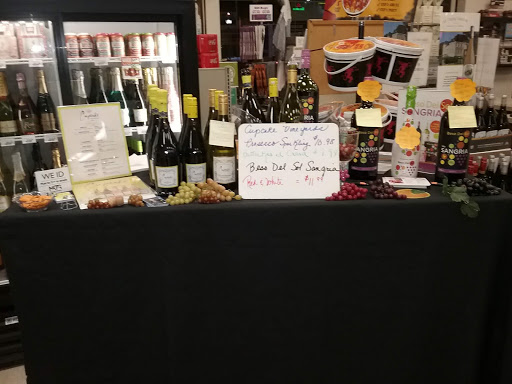 Wine Store «Lincoln Liquors», reviews and photos, 10 Summer St, Chelmsford, MA 01824, USA