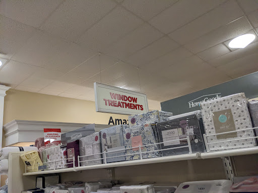 Department Store «HomeGoods», reviews and photos, 12955 W Center Rd, Omaha, NE 68144, USA