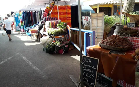 Market Ayguade image