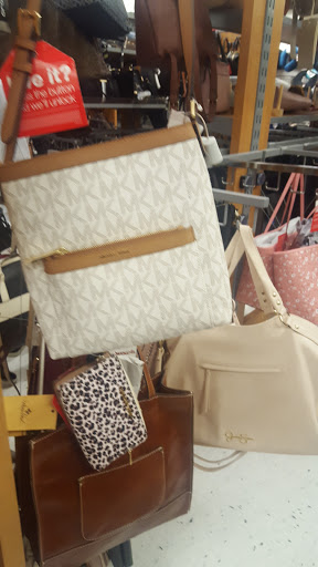 Department Store «T.J. Maxx», reviews and photos, 125 Interstate Shop Center, Ramsey, NJ 07446, USA