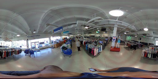 Thrift Store «Goodwill», reviews and photos, 17631 S Dixie Hwy, Palmetto Bay, FL 33157, USA