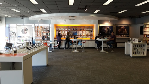 Cell Phone Store «AT&T», reviews and photos, 117 Pavilion Pkwy B, Fayetteville, GA 30214, USA