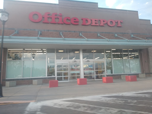 Office Supply Store «OfficeMax», reviews and photos, 343 S Broadway, Denver, CO 80209, USA