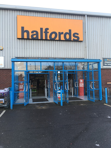 Halfords - Western Avenue (Cardiff)