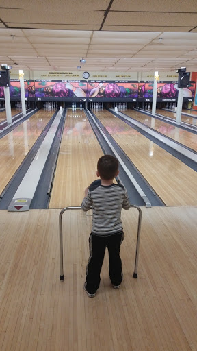 Bowling Alley «San-Dee Lanes of Malverne», reviews and photos, 342 Hempstead Ave, Malverne, NY 11565, USA