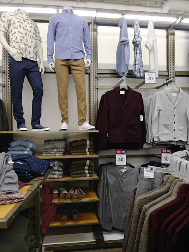 Clothing Store «Old Navy», reviews and photos, 106 Laurel Mall Dr #3, Hazleton, PA 18202, USA